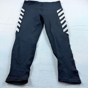 VMMA Athletic Capris Black Large